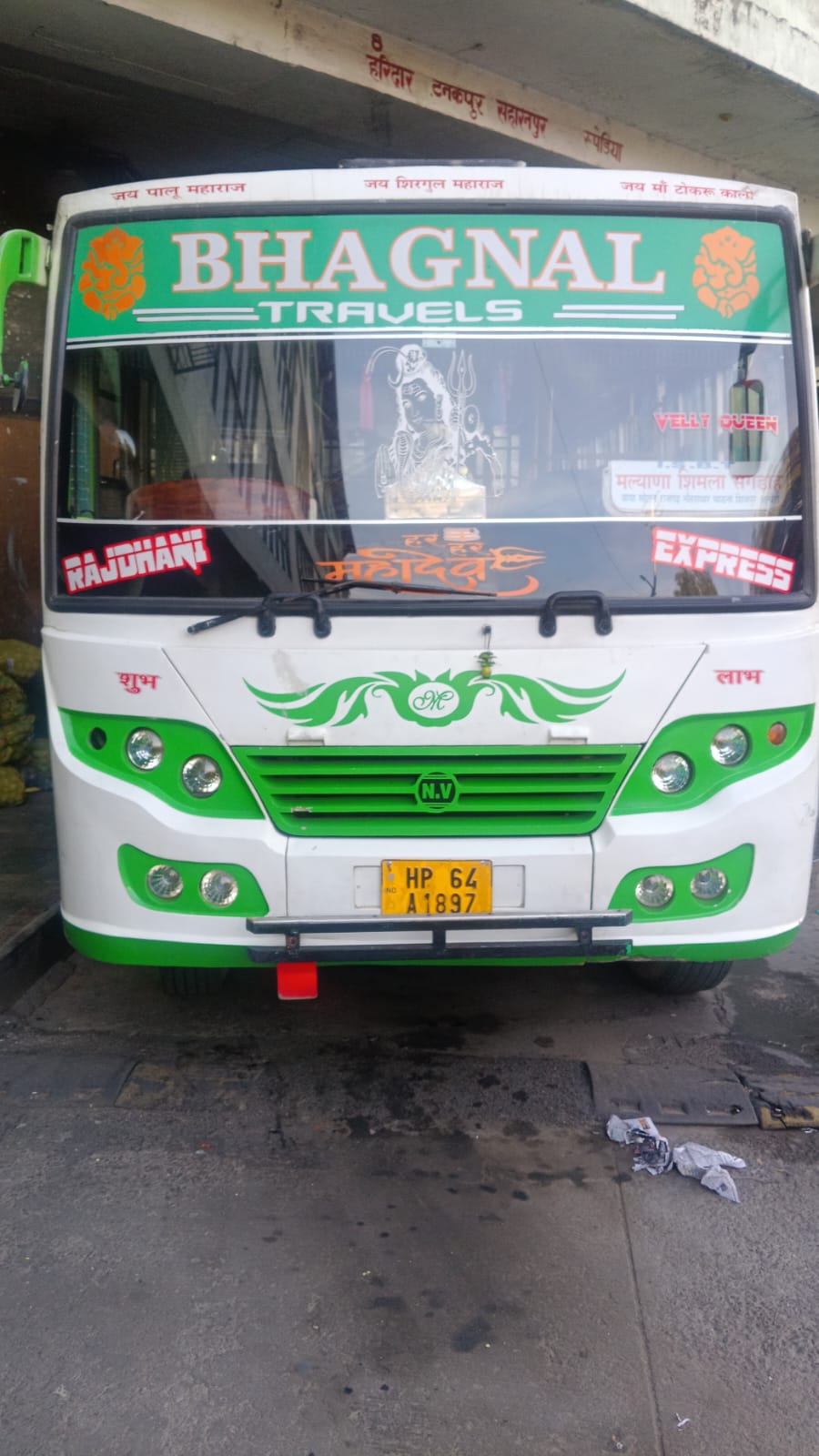 Bhagnal Travels bus front with number plate